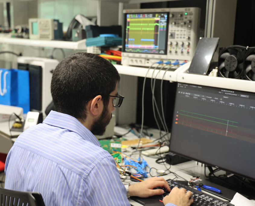 Edgeon Technologies engineering and testing in the lab